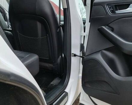 Белый Ауди Ку 5, объемом двигателя 2 л и пробегом 150 тыс. км за 17425 $, фото 19 на Automoto.ua