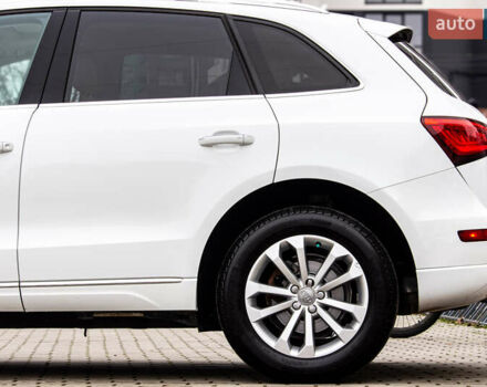 Белый Ауди Ку 5, объемом двигателя 1.98 л и пробегом 99 тыс. км за 15800 $, фото 18 на Automoto.ua