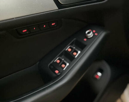 Белый Ауди Ку 5, объемом двигателя 2 л и пробегом 174 тыс. км за 16599 $, фото 18 на Automoto.ua