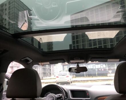 Білий Ауді Ку 5, об'ємом двигуна 2 л та пробігом 176 тис. км за 19350 $, фото 15 на Automoto.ua