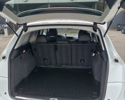 Белый Ауди Ку 5, объемом двигателя 2 л и пробегом 150 тыс. км за 17425 $, фото 1 на Automoto.ua