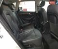 Білий Ауді Ку 5, об'ємом двигуна 1.98 л та пробігом 151 тис. км за 2950 $, фото 10 на Automoto.ua