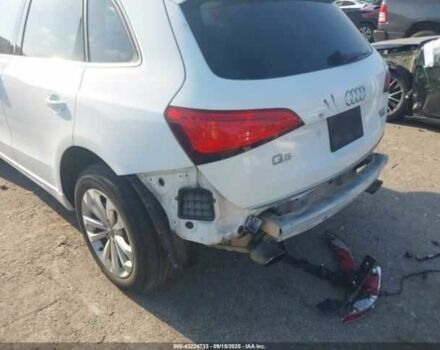 Білий Ауді Ку 5, об'ємом двигуна 2 л та пробігом 106 тис. км за 2900 $, фото 5 на Automoto.ua