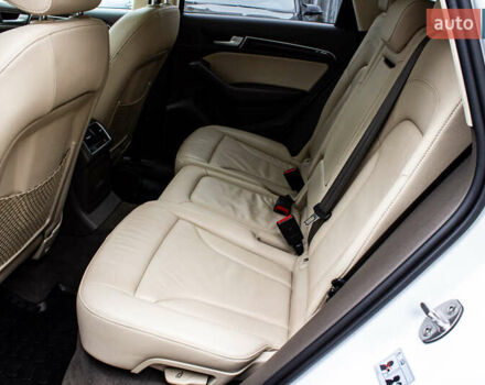 Белый Ауди Ку 5, объемом двигателя 1.98 л и пробегом 99 тыс. км за 15800 $, фото 59 на Automoto.ua