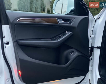 Белый Ауди Ку 5, объемом двигателя 2 л и пробегом 97 тыс. км за 18900 $, фото 11 на Automoto.ua