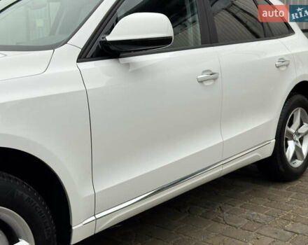 Белый Ауди Ку 5, объемом двигателя 2 л и пробегом 129 тыс. км за 15450 $, фото 26 на Automoto.ua