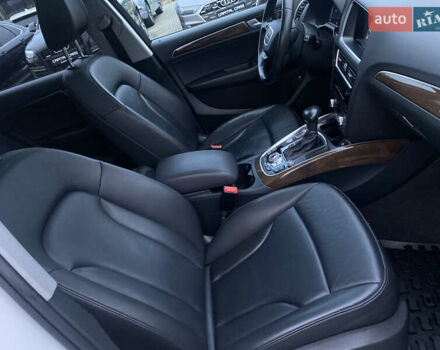 Белый Ауди Ку 5, объемом двигателя 2 л и пробегом 97 тыс. км за 18900 $, фото 25 на Automoto.ua