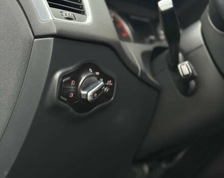 Білий Ауді Ку 5, об'ємом двигуна 2 л та пробігом 137 тис. км за 16850 $, фото 33 на Automoto.ua