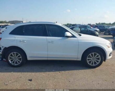 Білий Ауді Ку 5, об'ємом двигуна 2 л та пробігом 106 тис. км за 2900 $, фото 11 на Automoto.ua