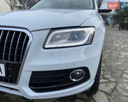 Белый Ауди Ку 5, объемом двигателя 1.98 л и пробегом 73 тыс. км за 17300 $, фото 9 на Automoto.ua