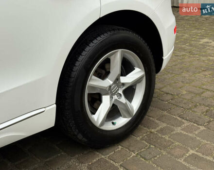 Белый Ауди Ку 5, объемом двигателя 2 л и пробегом 129 тыс. км за 15450 $, фото 29 на Automoto.ua