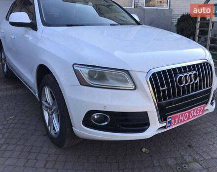 Белый Ауди Ку 5, объемом двигателя 1.98 л и пробегом 165 тыс. км за 12500 $, фото 5 на Automoto.ua