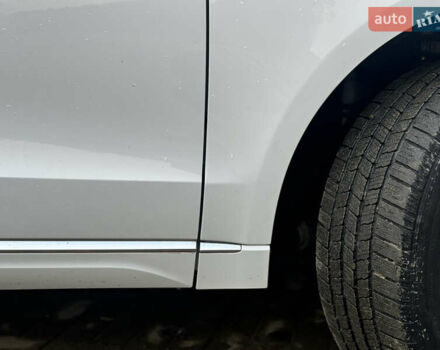 Білий Ауді Ку 5, об'ємом двигуна 1.98 л та пробігом 130 тис. км за 16950 $, фото 22 на Automoto.ua