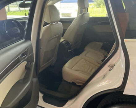 Білий Ауді Ку 5, об'ємом двигуна 1.98 л та пробігом 250 тис. км за 15200 $, фото 8 на Automoto.ua