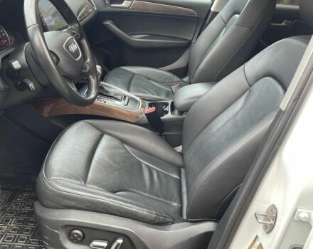 Белый Ауди Ку 5, объемом двигателя 2 л и пробегом 105 тыс. км за 16600 $, фото 7 на Automoto.ua