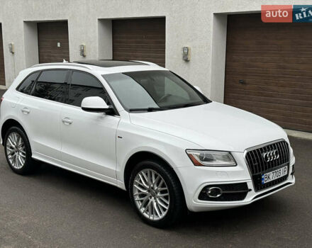 Белый Ауди Ку 5, объемом двигателя 2 л и пробегом 126 тыс. км за 19900 $, фото 10 на Automoto.ua