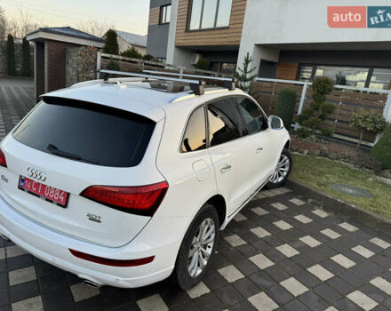 Білий Ауді Ку 5, об'ємом двигуна 2 л та пробігом 173 тис. км за 15700 $, фото 31 на Automoto.ua