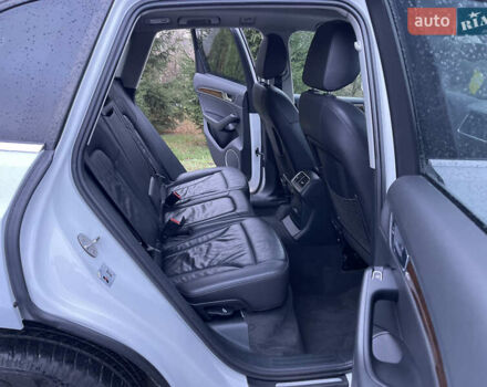 Белый Ауди Ку 5, объемом двигателя 2 л и пробегом 233 тыс. км за 15500 $, фото 15 на Automoto.ua