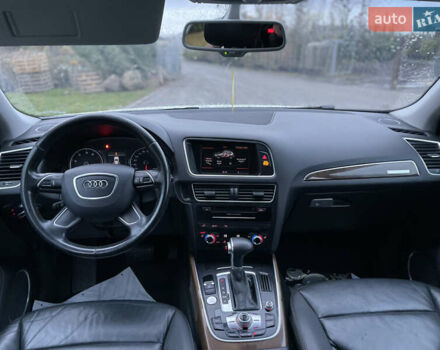 Белый Ауди Ку 5, объемом двигателя 2 л и пробегом 233 тыс. км за 15500 $, фото 17 на Automoto.ua