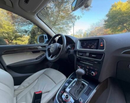 Белый Ауди Ку 5, объемом двигателя 3 л и пробегом 80 тыс. км за 10700 $, фото 6 на Automoto.ua