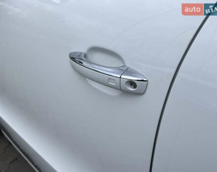 Белый Ауди Ку 5, объемом двигателя 1.98 л и пробегом 144 тыс. км за 15490 $, фото 11 на Automoto.ua