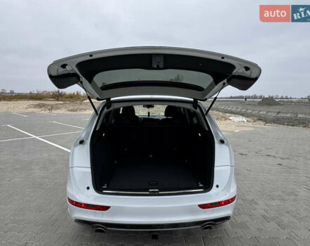 Белый Ауди Ку 5, объемом двигателя 3 л и пробегом 179 тыс. км за 17900 $, фото 21 на Automoto.ua