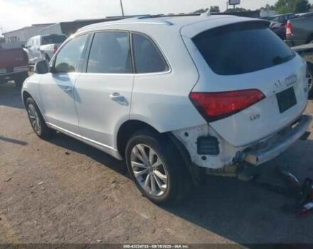 Білий Ауді Ку 5, об'ємом двигуна 2 л та пробігом 106 тис. км за 2900 $, фото 2 на Automoto.ua