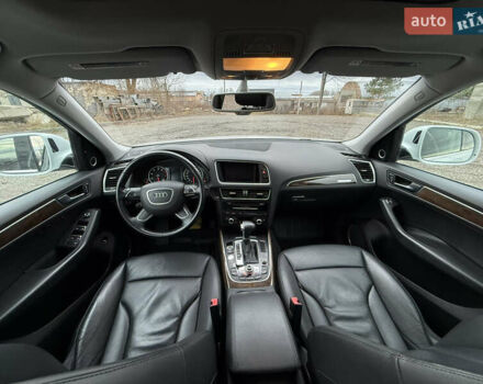 Білий Ауді Ку 5, об'ємом двигуна 2 л та пробігом 137 тис. км за 16850 $, фото 44 на Automoto.ua