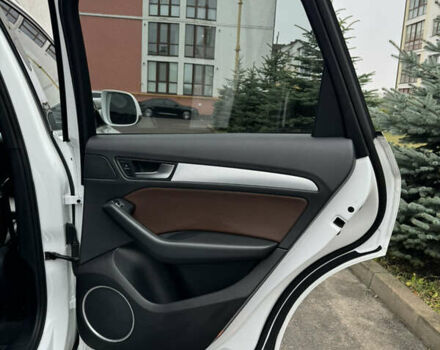 Белый Ауди Ку 5, объемом двигателя 2 л и пробегом 126 тыс. км за 19900 $, фото 29 на Automoto.ua