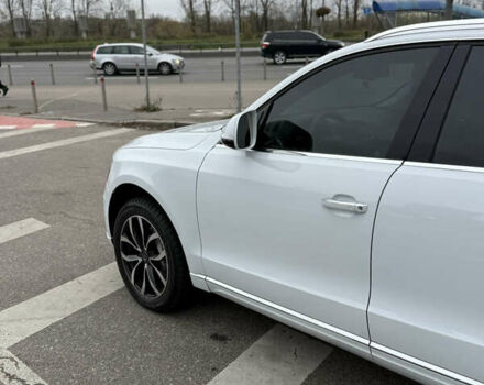 Белый Ауди Ку 5, объемом двигателя 1.98 л и пробегом 141 тыс. км за 17500 $, фото 22 на Automoto.ua