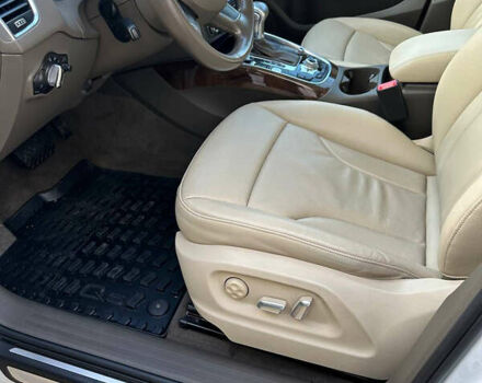 Белый Ауди Ку 5, объемом двигателя 1.98 л и пробегом 45 тыс. км за 20500 $, фото 8 на Automoto.ua