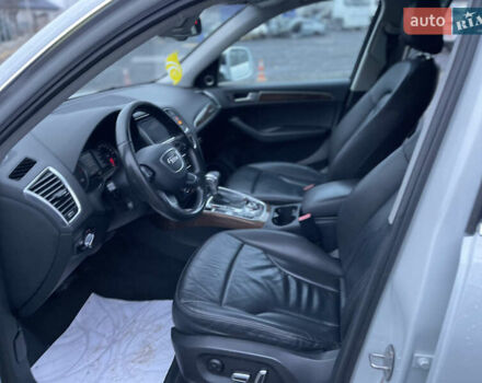 Белый Ауди Ку 5, объемом двигателя 2 л и пробегом 233 тыс. км за 15500 $, фото 20 на Automoto.ua