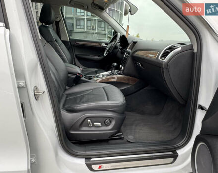 Белый Ауди Ку 5, объемом двигателя 3 л и пробегом 179 тыс. км за 17900 $, фото 29 на Automoto.ua