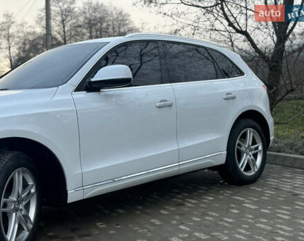 Білий Ауді Ку 5, об'ємом двигуна 1.98 л та пробігом 130 тис. км за 16950 $, фото 11 на Automoto.ua