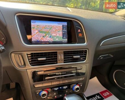 Білий Ауді Ку 5, об'ємом двигуна 3 л та пробігом 171 тис. км за 17990 $, фото 28 на Automoto.ua