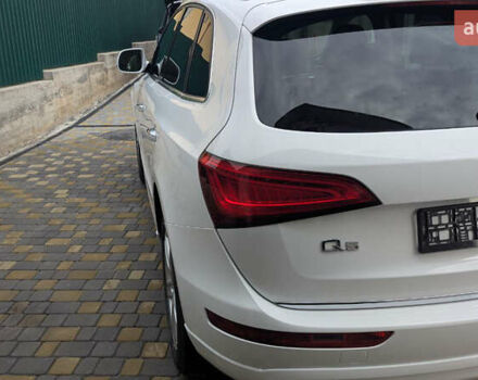 Белый Ауди Ку 5, объемом двигателя 1.98 л и пробегом 233 тыс. км за 15399 $, фото 7 на Automoto.ua