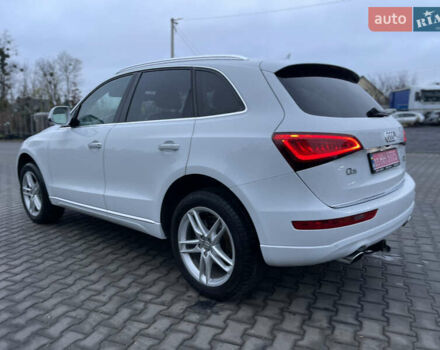 Белый Ауди Ку 5, объемом двигателя 2 л и пробегом 233 тыс. км за 15500 $, фото 12 на Automoto.ua