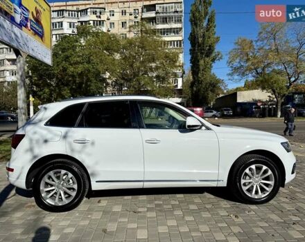 Білий Ауді Ку 5, об'ємом двигуна 1.98 л та пробігом 191 тис. км за 17800 $, фото 3 на Automoto.ua