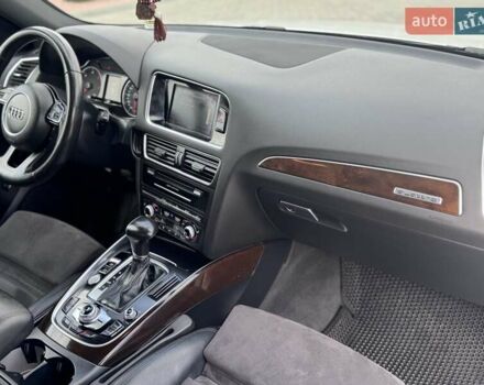 Білий Ауді Ку 5, об'ємом двигуна 1.97 л та пробігом 185 тис. км за 25500 $, фото 40 на Automoto.ua