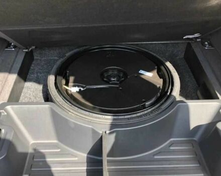 Белый Ауди Ку 5, объемом двигателя 2 л и пробегом 101 тыс. км за 10700 $, фото 13 на Automoto.ua