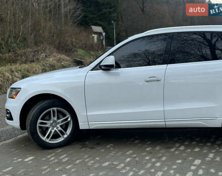 Білий Ауді Ку 5, об'ємом двигуна 1.98 л та пробігом 130 тис. км за 16950 $, фото 12 на Automoto.ua