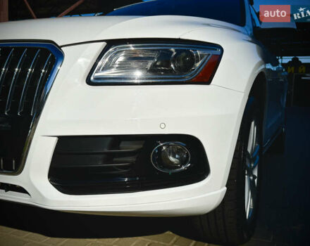 Белый Ауди Ку 5, объемом двигателя 1.98 л и пробегом 108 тыс. км за 19500 $, фото 5 на Automoto.ua