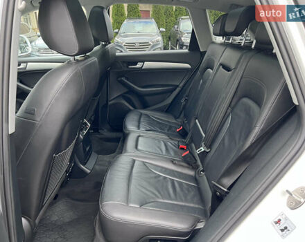 Белый Ауди Ку 5, объемом двигателя 1.98 л и пробегом 144 тыс. км за 15490 $, фото 37 на Automoto.ua