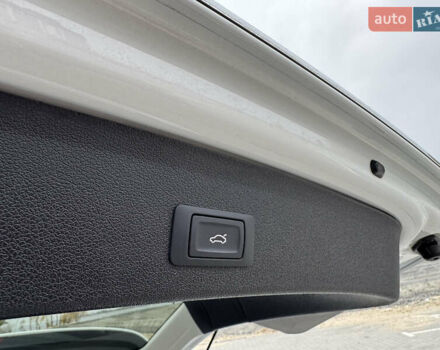 Белый Ауди Ку 5, объемом двигателя 3 л и пробегом 179 тыс. км за 17900 $, фото 20 на Automoto.ua