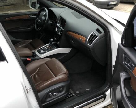 Білий Ауді Ку 5, об'ємом двигуна 2 л та пробігом 176 тис. км за 19350 $, фото 8 на Automoto.ua