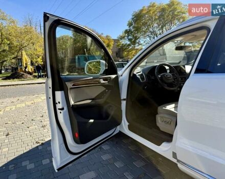 Білий Ауді Ку 5, об'ємом двигуна 1.98 л та пробігом 191 тис. км за 17800 $, фото 32 на Automoto.ua