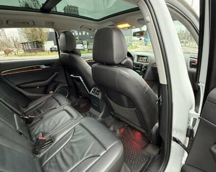 Белый Ауди Ку 5, объемом двигателя 1.98 л и пробегом 141 тыс. км за 17500 $, фото 11 на Automoto.ua