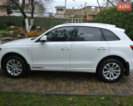 Белый Ауди Ку 5, объемом двигателя 1.98 л и пробегом 146 тыс. км за 17900 $, фото 4 на Automoto.ua