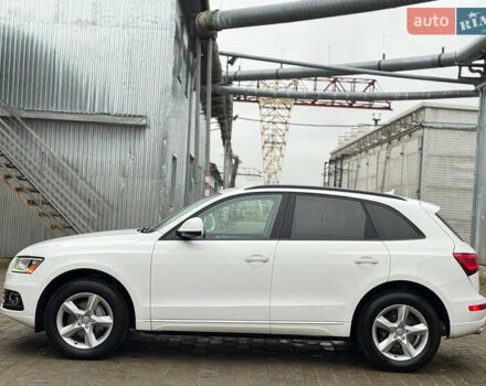 Белый Ауди Ку 5, объемом двигателя 2 л и пробегом 129 тыс. км за 17500 $, фото 5 на Automoto.ua
