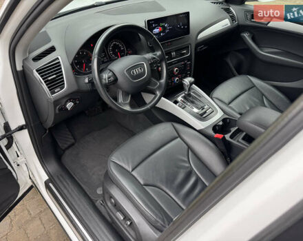 Белый Ауди Ку 5, объемом двигателя 2 л и пробегом 129 тыс. км за 15450 $, фото 44 на Automoto.ua